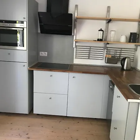 Gemuetliche Grosse 2 Mit Grosser Terasse In Seenaehe, Hoeristrasse 8 In 78343 Appartement
